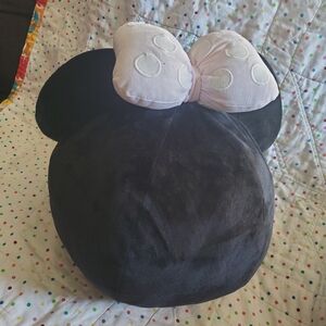 Pottery Barn Minnie Mouse Pillow.